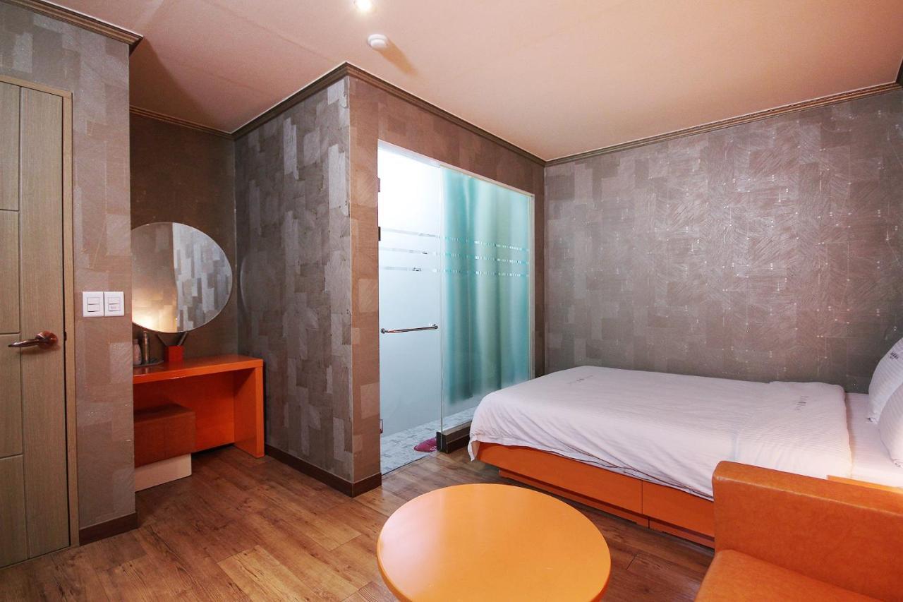 Apple House Motel Gyeongju Ngoại thất bức ảnh